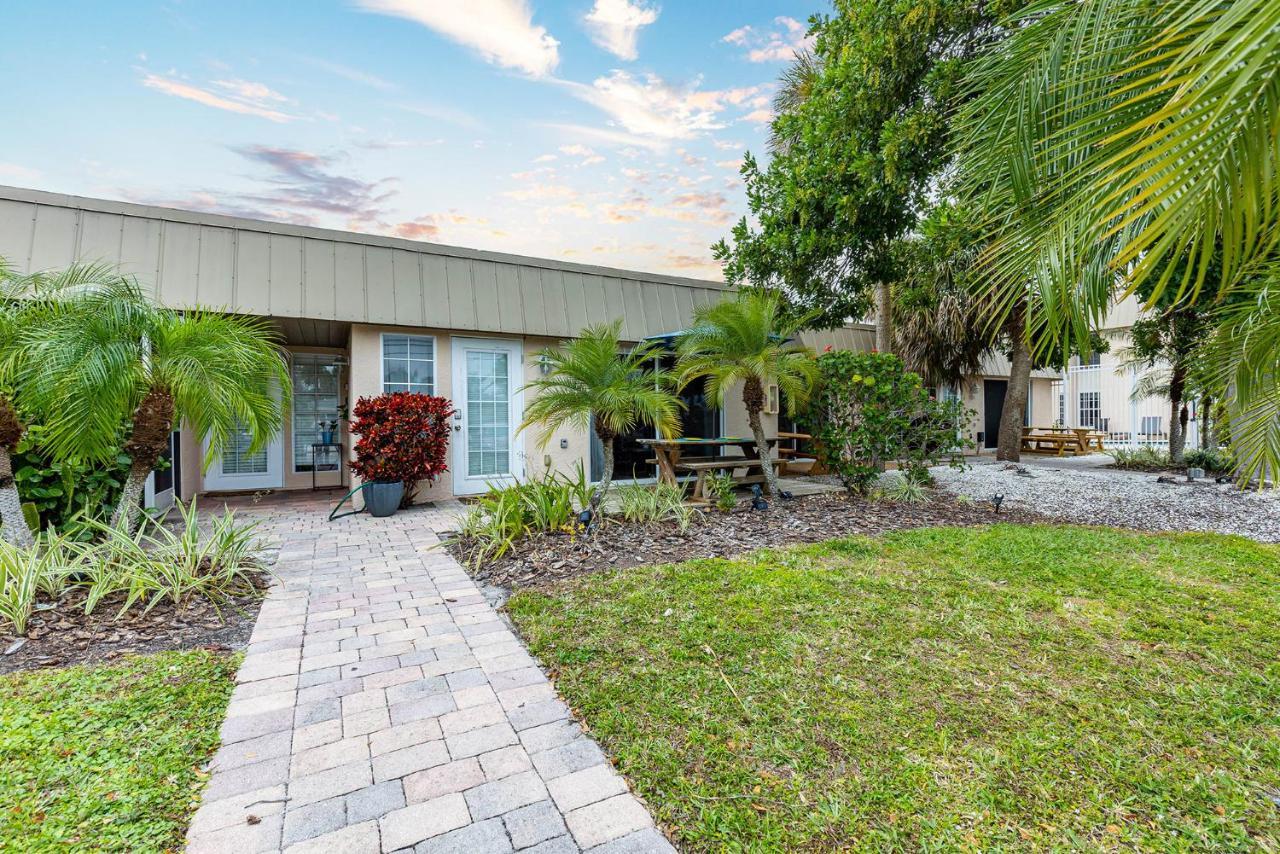 Heat Of Siesta Village Walk To Beach W Heated Pool Siesta Key Exterior foto
